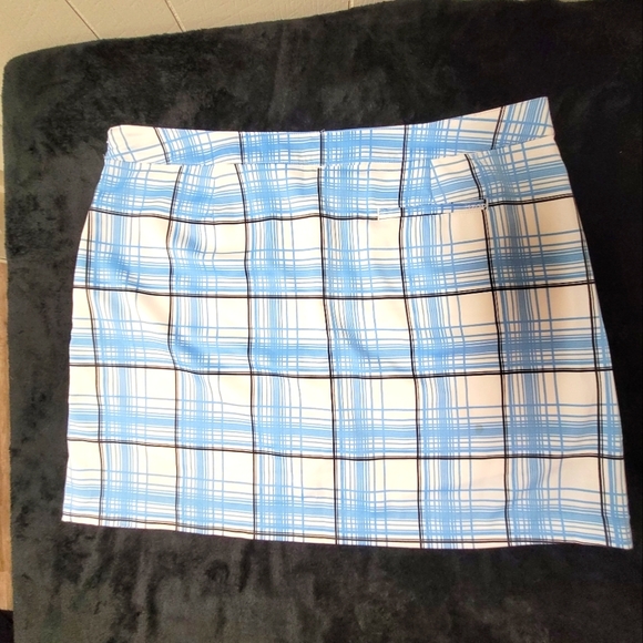 EUC Izod skort SZ14 - Picture 3 of 4
